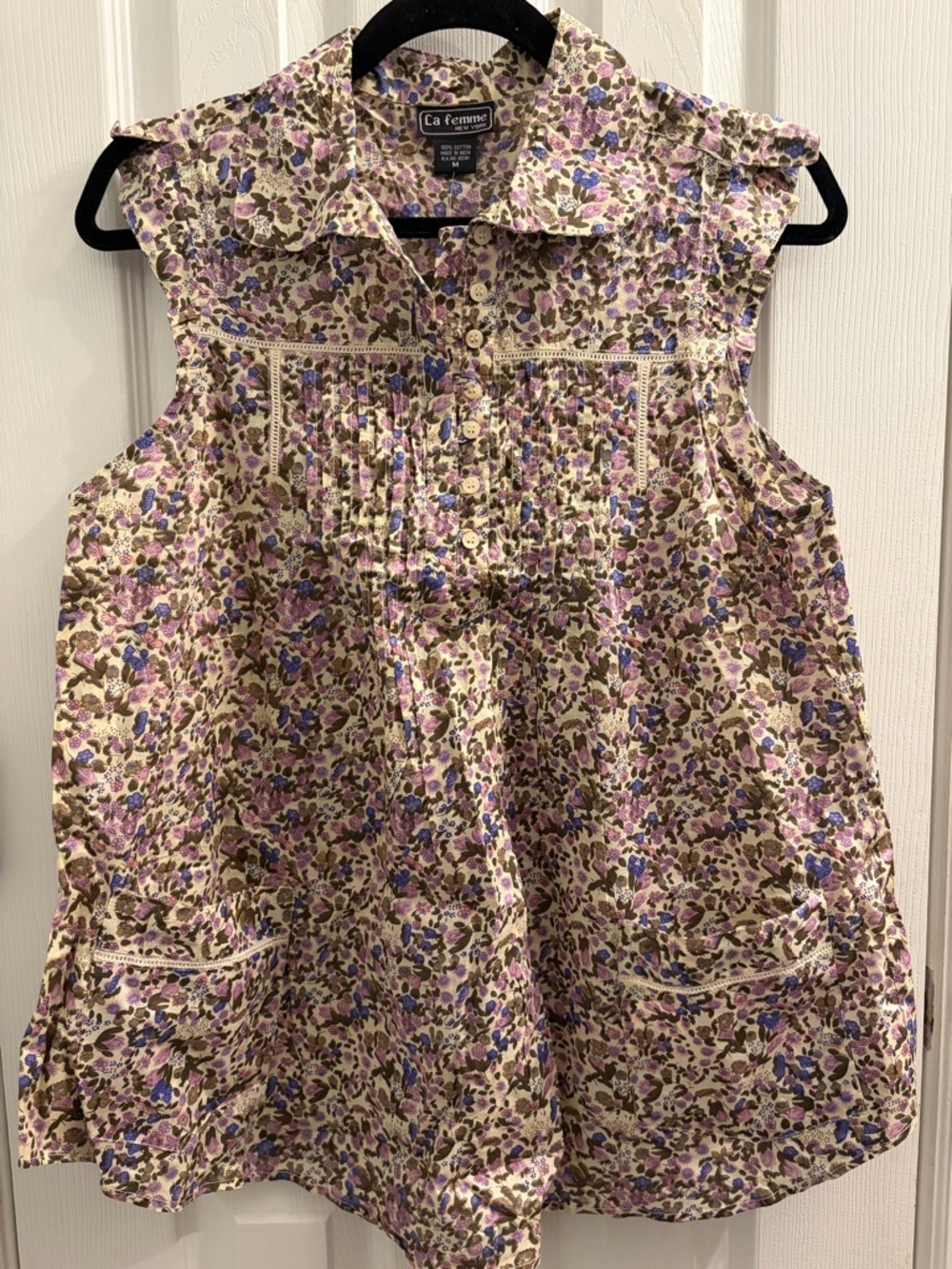La Femme Vintage Coastal Grandma 100% Cotton Sleeveless Pintuck Tunic Floral Top